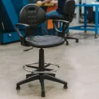 Ipari szék gyártósorra, masszív és ellenálló kivitel